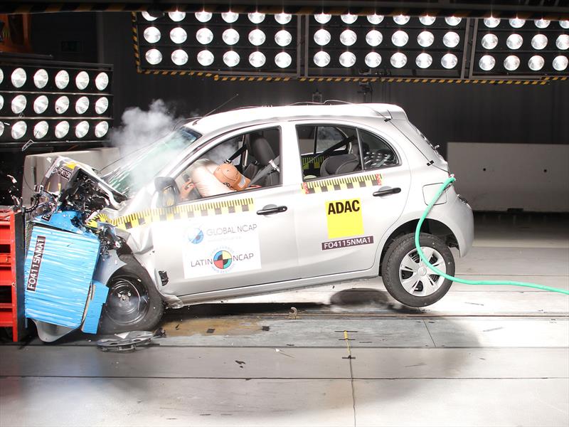 Nissan March en Latin NCAP 2015