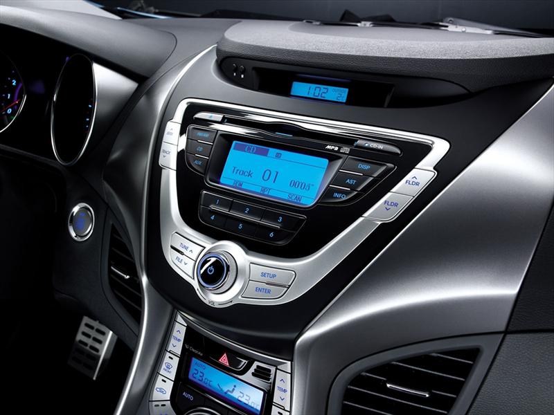 Hyundai Elantra anticipa su llega a Argentina