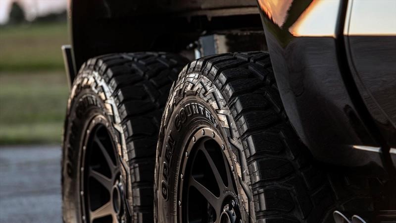 Hennessey Goliath 6x6