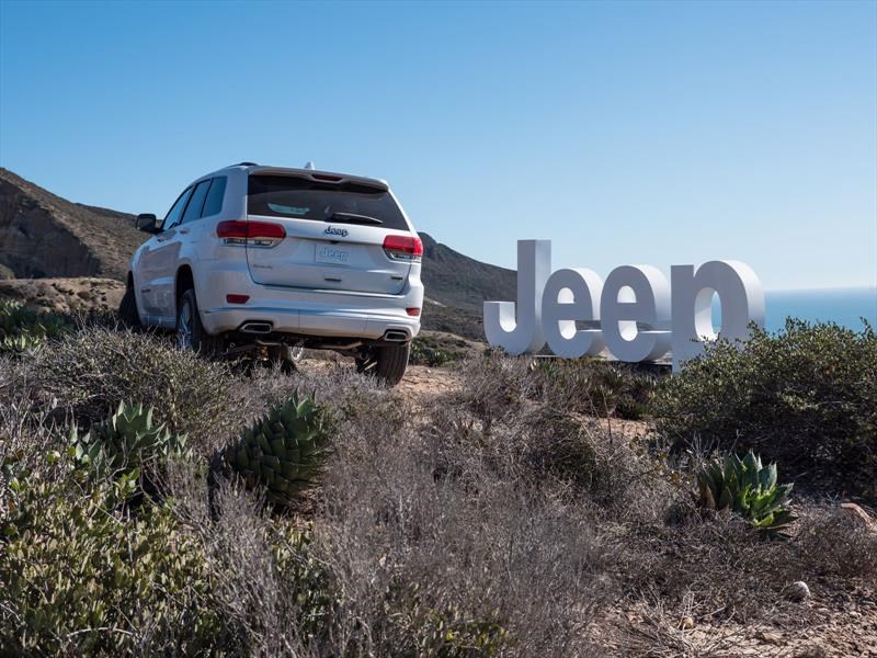 Jeep Grand Cherokee Summit 2017