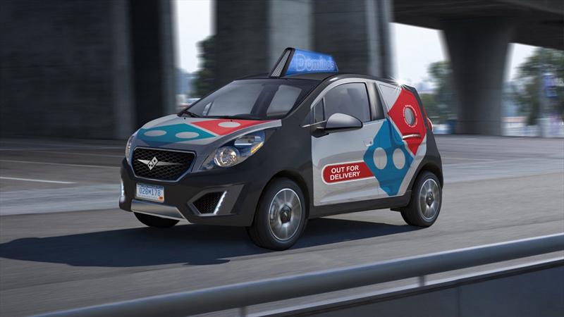 Chevrolet Spark vestido de Domino’s Pizza