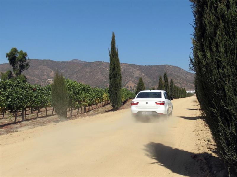 Nuevo FIAT Grand Siena en las rutas de Chile