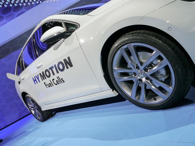 Volkswagen Golf Sportwagen HyMotion