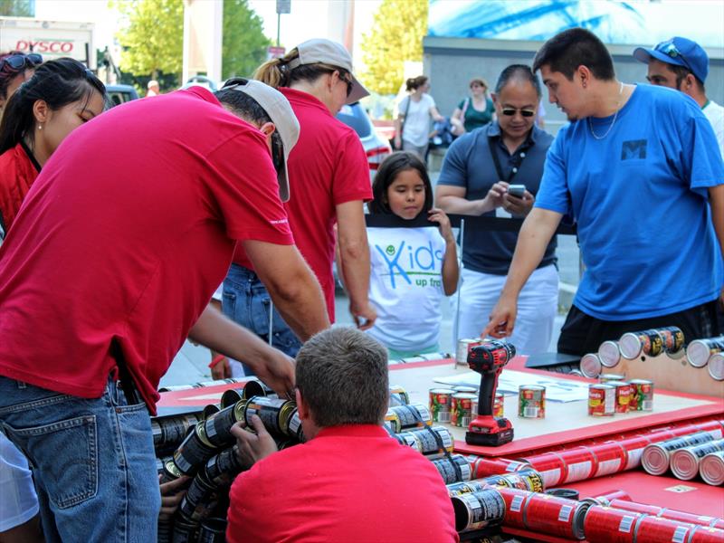 Un Jeep Wrangler creado con más de 4,500 latas