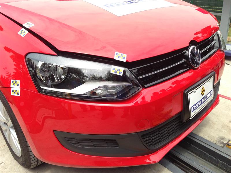 Prueba de choque al Volkswagen Nuevo Polo 2013
