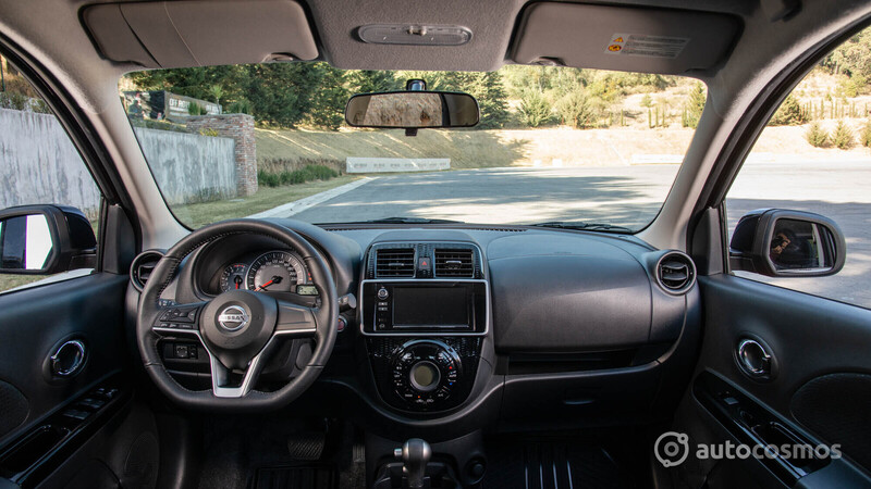 Nissan March VS Hyundai Grand i10 VS Suzuki Ignis