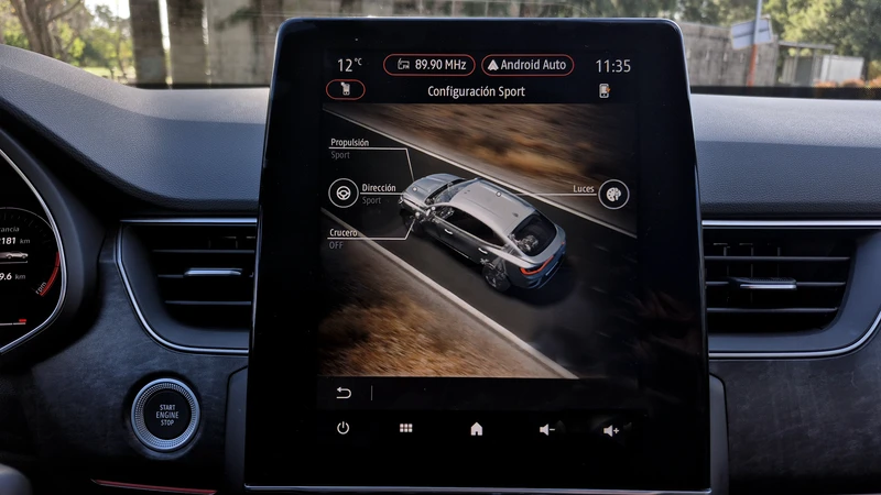 Test Drive Renault Arkana E-Tech Hybrid