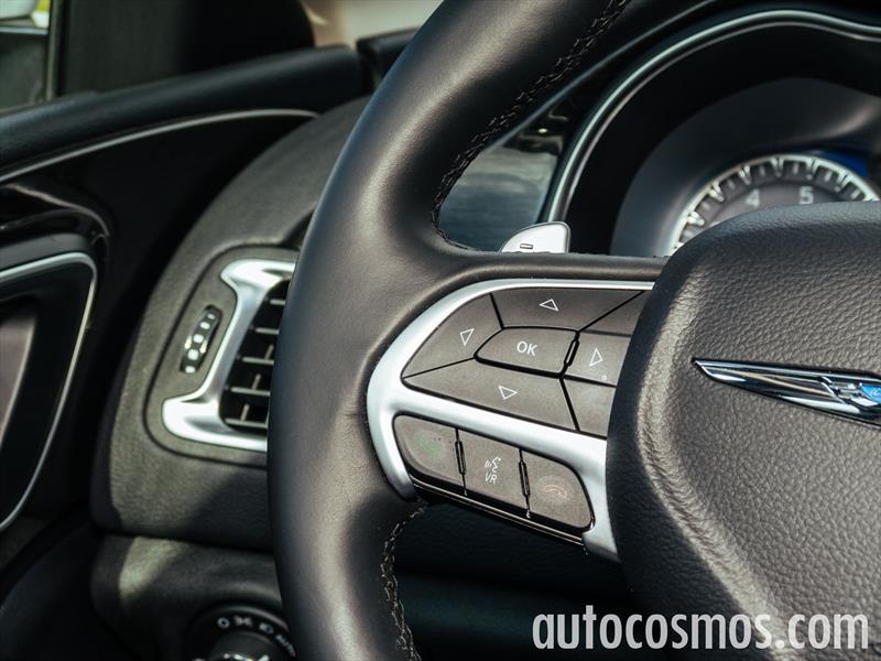 Chrysler 200 2015