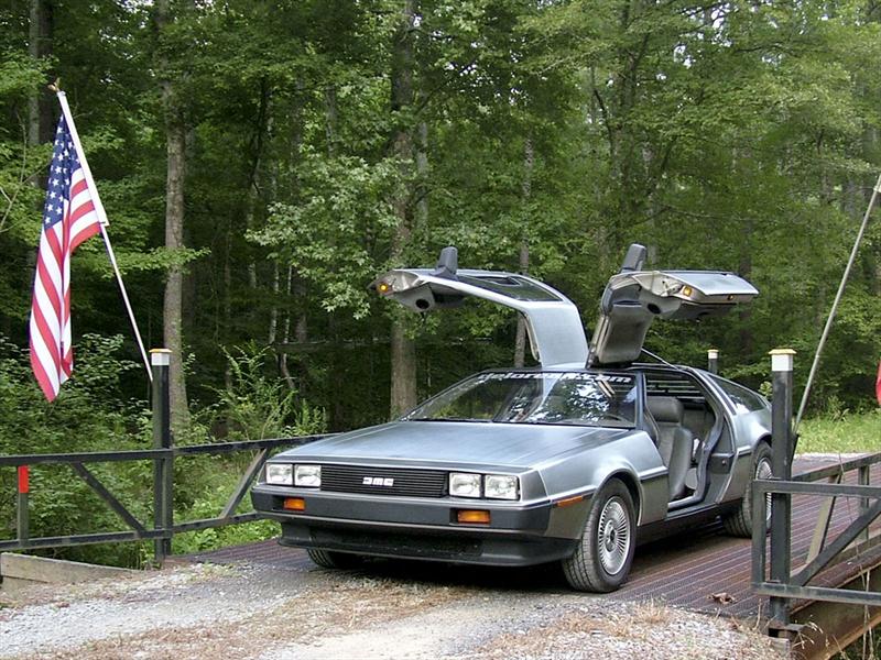 Top 10: DeLorean DMC 12