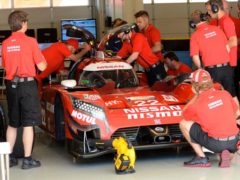 GT-R LM NISMO fuera de Le Mans