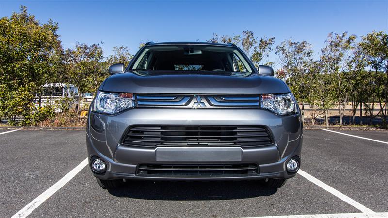 Mitsubishi Outlander 2014