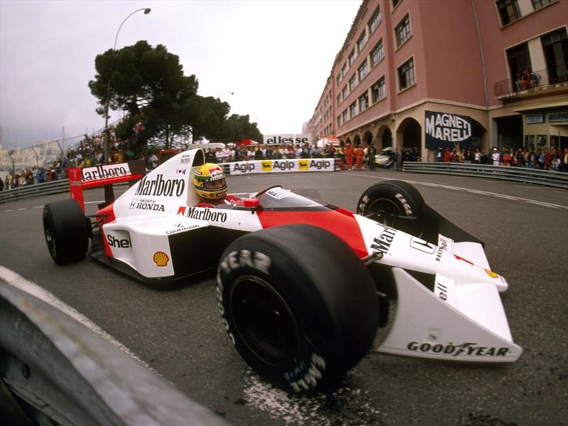 McLaren celebra 50 años en la competición