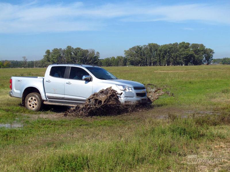 Contacto Chevrolet nueva S10 2012 Parte 2