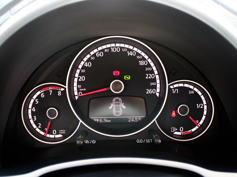 Volkswagen Beetle 2015 Lanzamiento en Chile