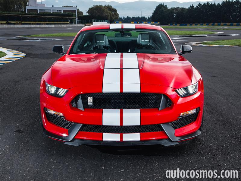 Ford Shelby Mustang GT350 2016
