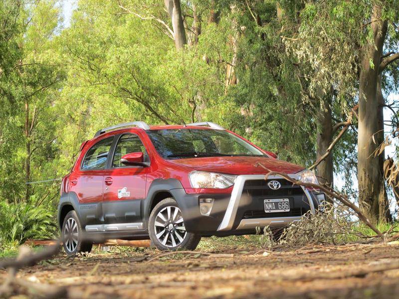 Prueba Toyota Etios Cross