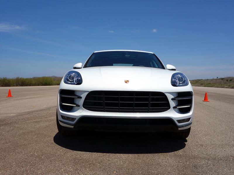 Porsche Macan 2015