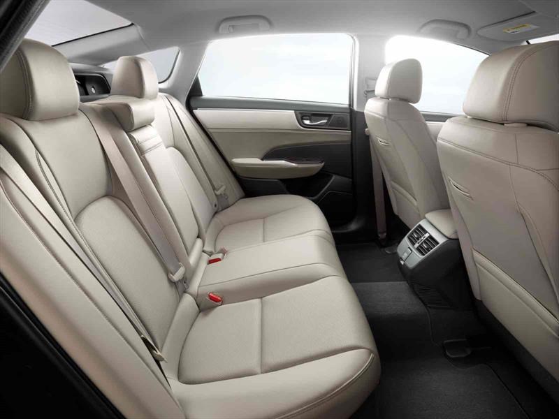 Honda Clarity Plug-in Hybrid y Electric