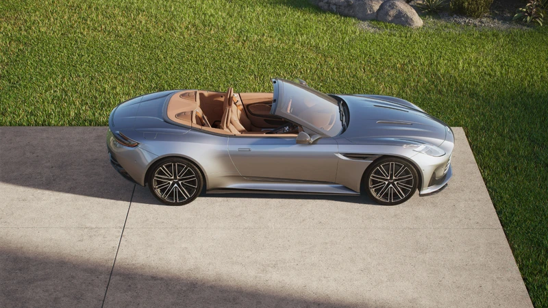 Aston Martin DB12 Volante 2024