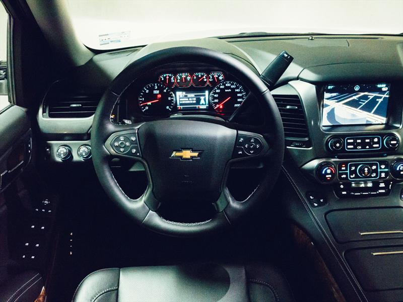 Chevrolet Suburban 2015