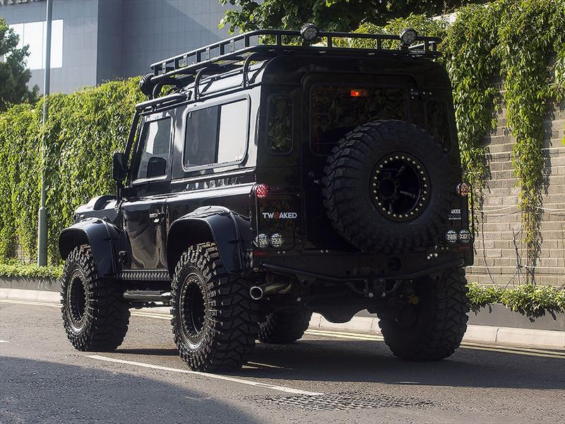 Spectre Edition Land Rover Defender 90