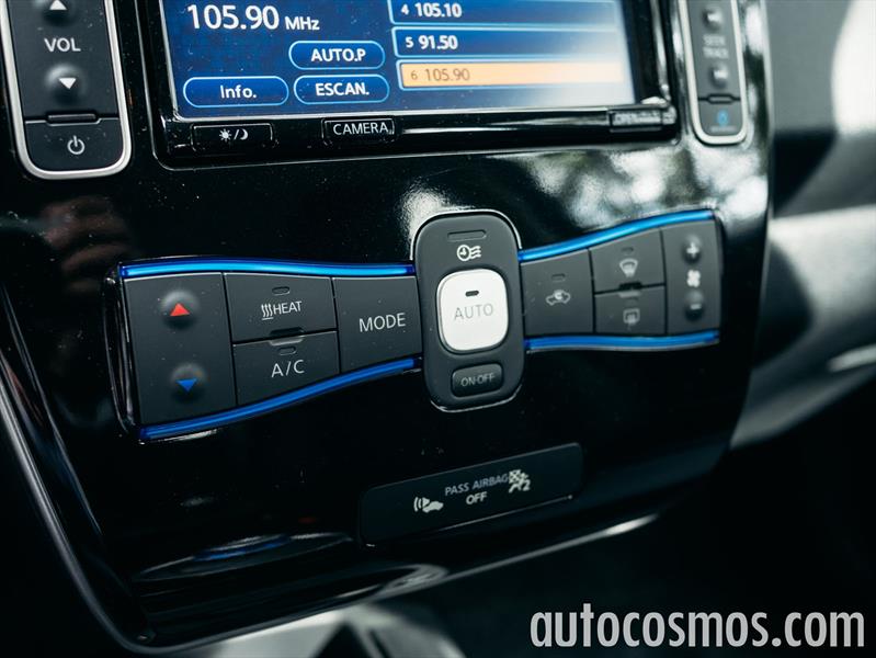 Nissan LEAF 2015