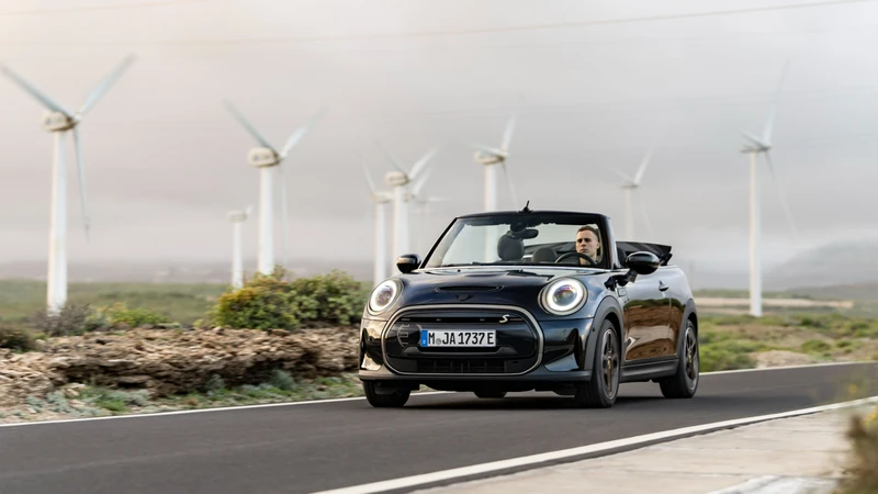 MINI Cooper SE Cabrio