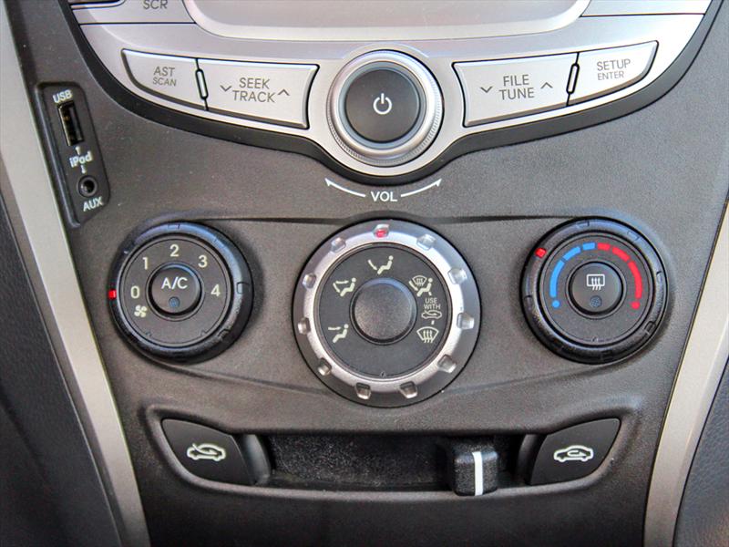 Hyundai EON 0,8L GLS Prueba de manejo