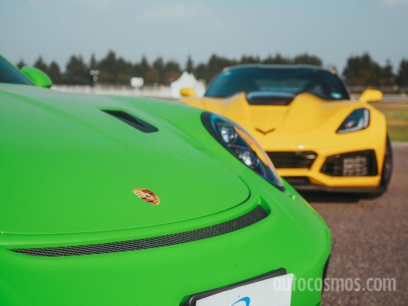 Porsche 911 GT3 RS vs Chevrolet Corvette ZR1