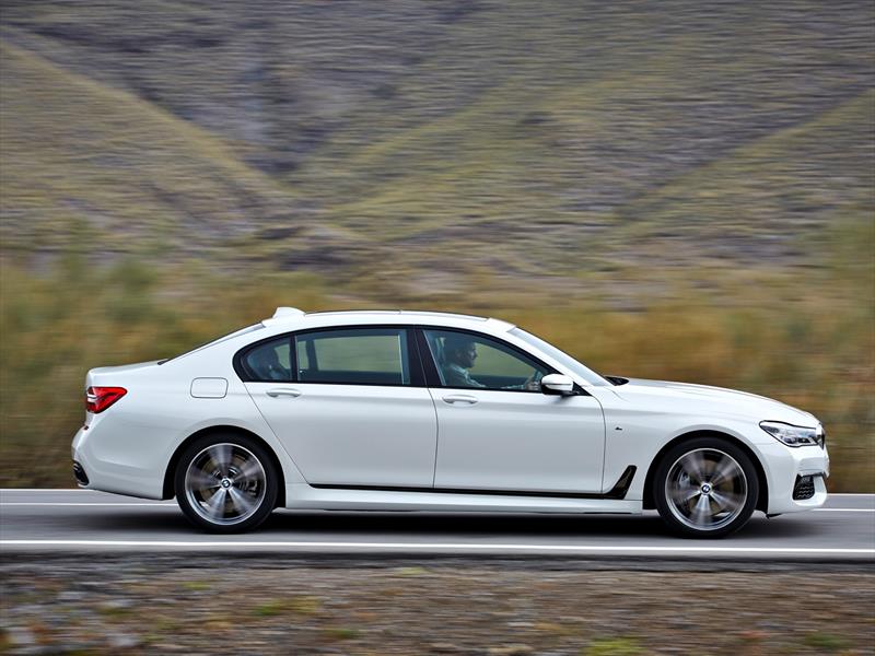 BMW Serie 7 2016 con paquete deportivo M