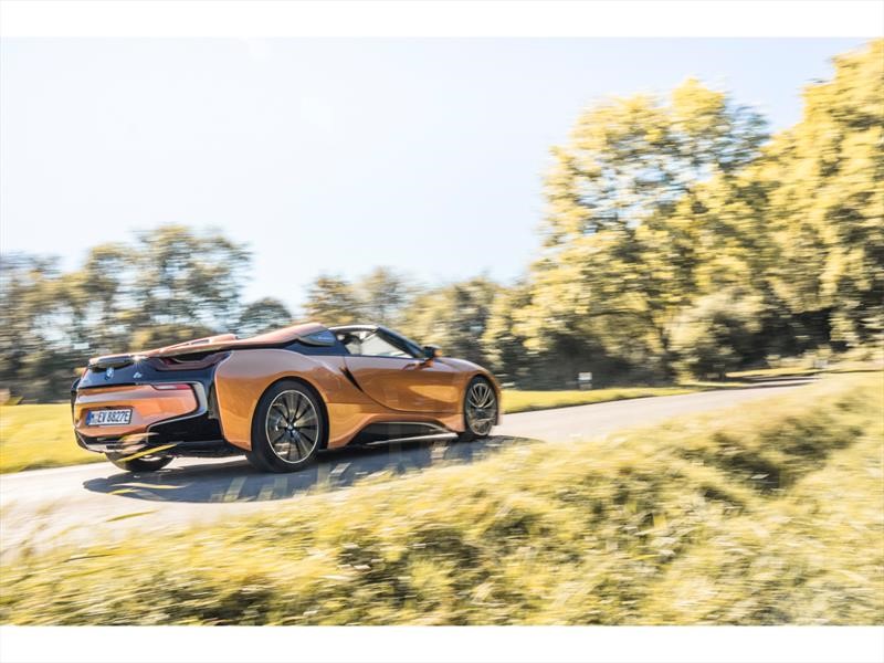 BMW i8 Roadster 2019