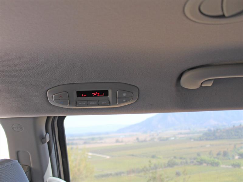 Nuevo Kia Grand Carnival 2015 Lanzamiento en Chile