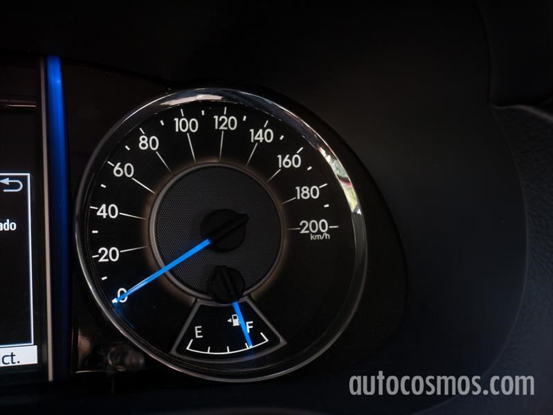 Nueva Toyota SW4 a prueba