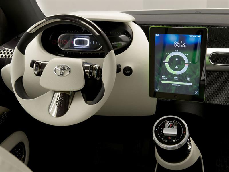 Toyota U-squared Urban Utility Concept