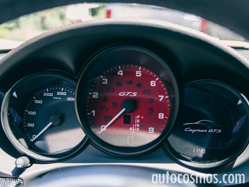 Porsche Cayman GTS 2015