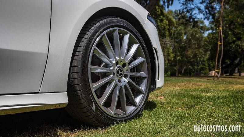 Prueba Mercedes Benz Clase A Sedán