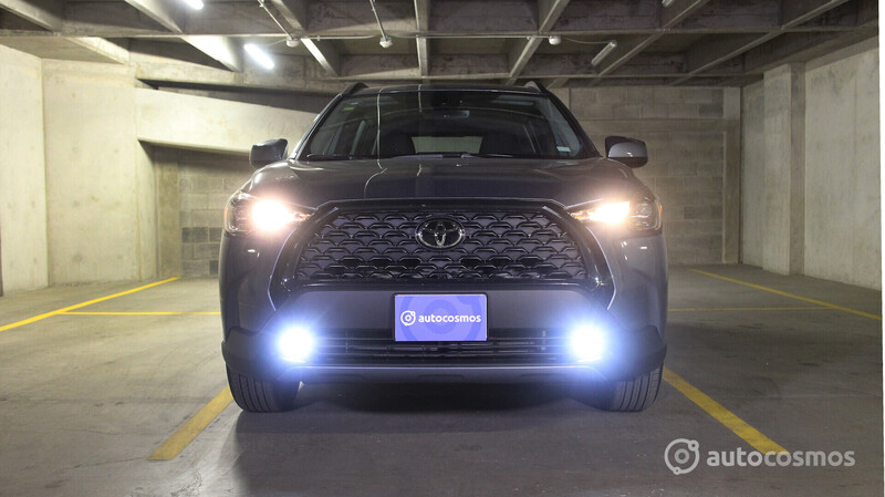 Toyota Corolla Cross 2022, prueba