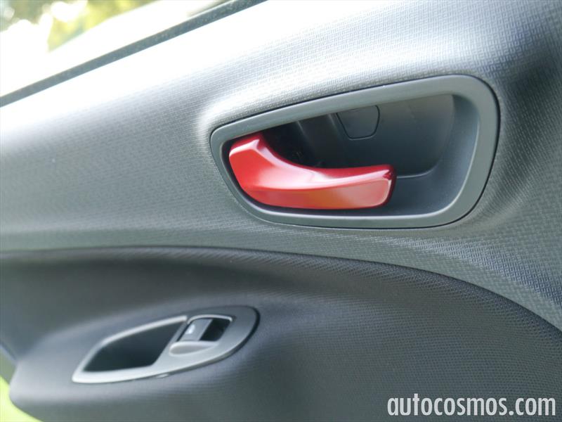 FIAT Uno Sporting 2016