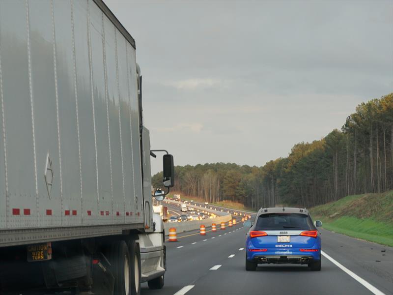 Audi Q5 autónomo de Delphi