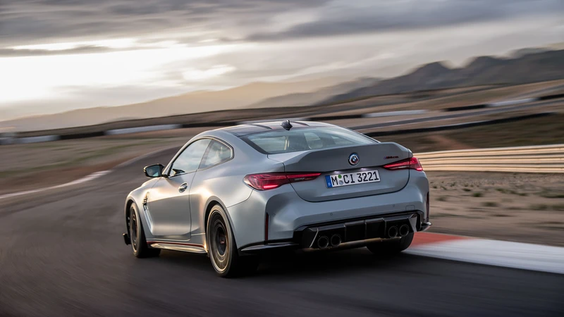 BMW M4 CSL 2023