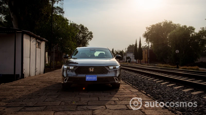 Honda Accord Hybrid 2023 primer contacto en México