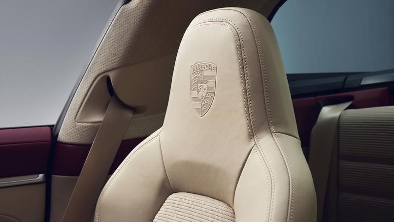 Porsche 911 Targa Heritage Design Edition