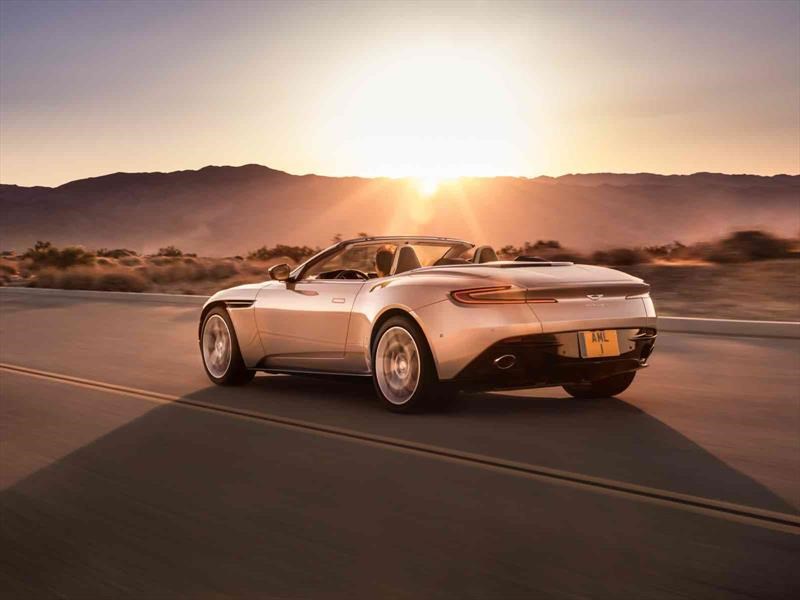 Aston Martin DB11 Volante
