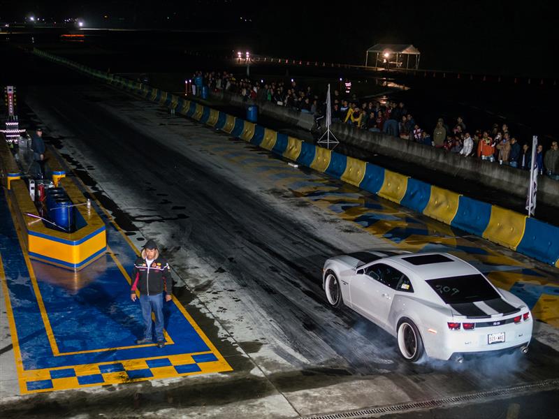 Arrancones nocturnos en Centro Dinámico Pegaso