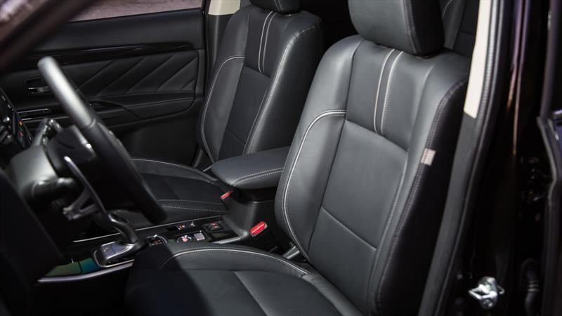 Mitsubishi Outlander PHEV 2019