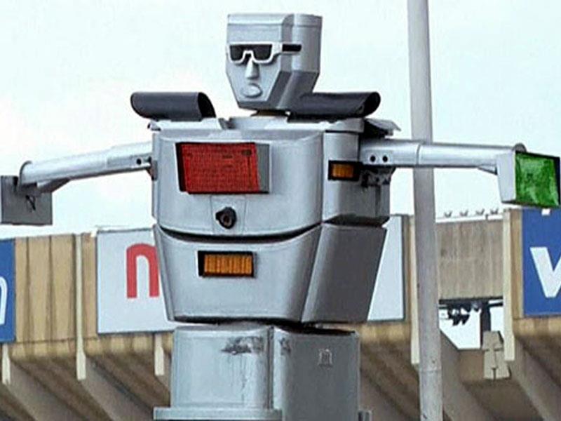 Robot gigante que controla el tráfico en el Congo