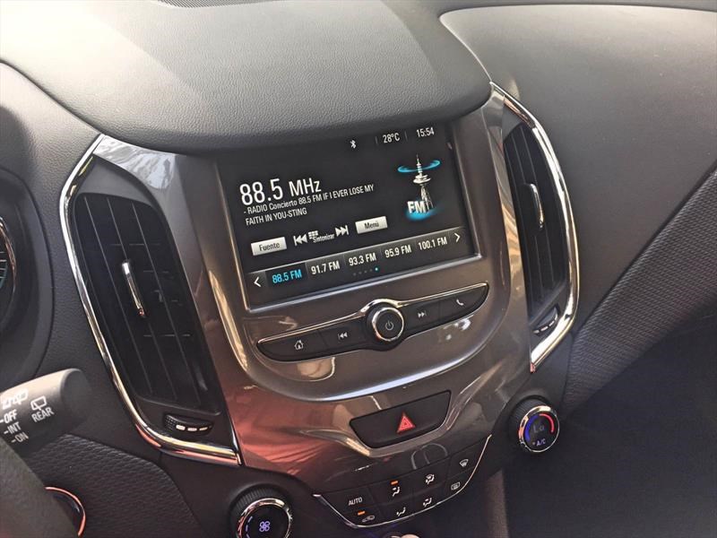 Chevrolet Cruze HB 2017