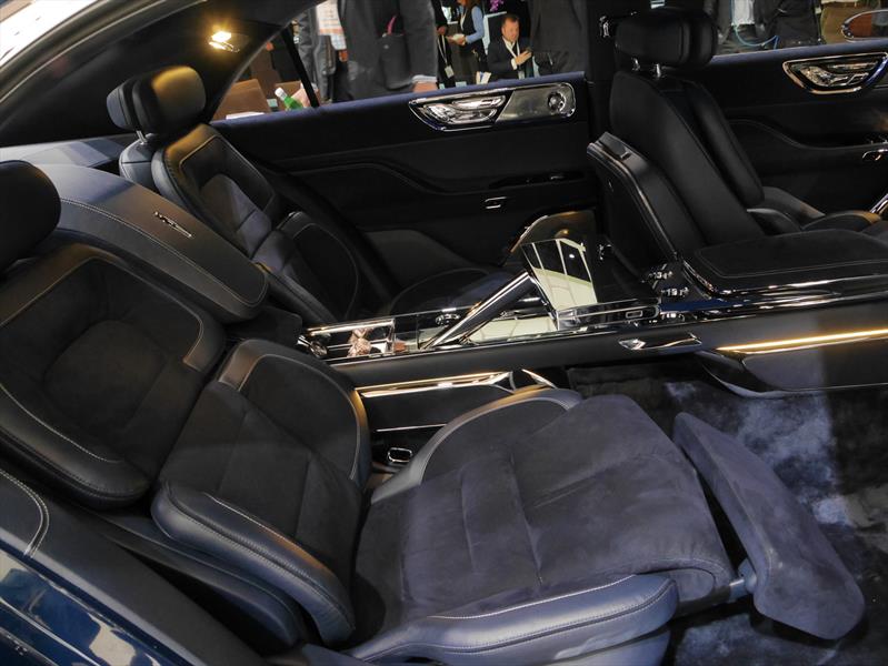 Lincoln Continental Concept