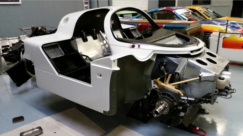 A subasta un espectacular Porsche Prototipo 962C