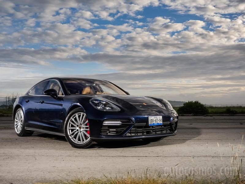 Porsche Panamera Turbo 2017